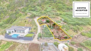 Land for sale in Santana, Portugal — €105,000