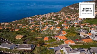 Land for sale in Calheta (Madeira), Portugal — €300,000