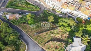 Land for sale in Funchal, Portugal — €375,000