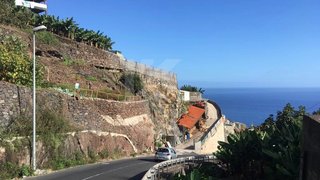 Land for sale in Câmara de Lobos, Portugal — €63,500
