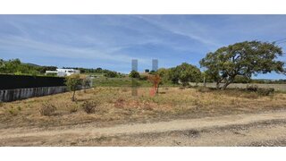 Land for sale in Loures, Portugal — €60,000