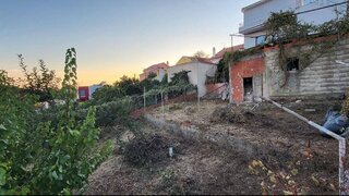 Land for sale in Amadora, Portugal — €137,000
