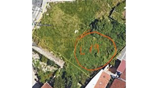 Land for sale in Amadora, Portugal — €85,000