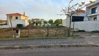 Land for sale in Torres Vedras, Portugal — €135,000