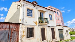 Terreno em Lisboa · 400 m² · 690 000 €