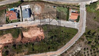Land for sale in Alenquer, Portugal — €62,500