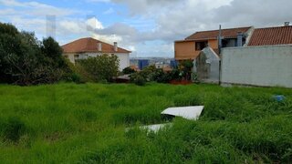 Land for sale in Amadora, Portugal — €85,000