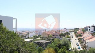 Land for sale in Odivelas, Portugal — €199,000