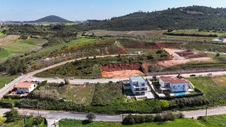Land for sale in Alenquer, Portugal — €50,000