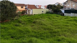 Land for sale in Amadora, Portugal — €85,000