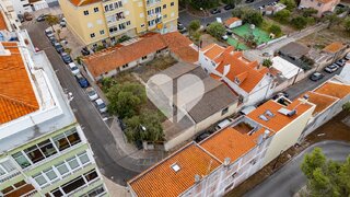 Land for sale in Oeiras, Portugal — €799,000
