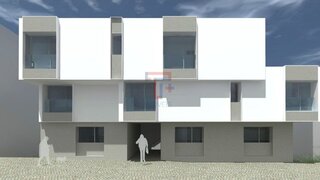 Land for sale in Loures, Portugal — €91,000