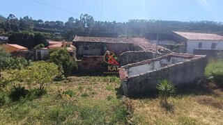 Land for sale in Loures, Portugal — €105,000