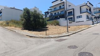 Land for sale in Odivelas, Portugal — €235,000