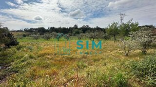 Land for sale in Azambuja, Portugal — €76,150