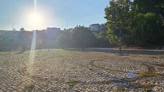 Land for sale in Azambuja, Portugal — €71,000
