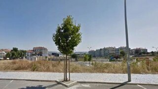 Terreno para venda em Amadora, Portugal — 250 000 €