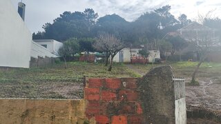 Land for sale in Odivelas, Portugal — €140,000