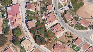 Land for sale in Odivelas, Portugal — €124,990