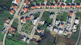 Land for sale in Arruda dos Vinhos, Portugal — €195,000