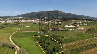 Land for sale in Alenquer, Portugal — €23,900