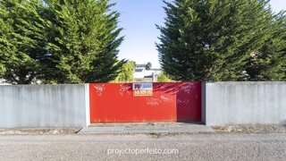 Land for sale in Ovar, Portugal — €297,000