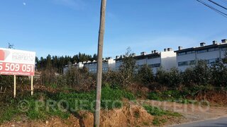 Land for sale in Vila Nova de Gaia, Portugal — €218,500