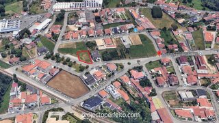 Land for sale in Santa Maria da Feira, Portugal — €95,000