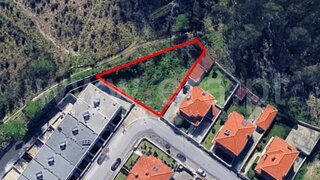 Land for sale in Vila Nova de Famalicão, Portugal — €65,000