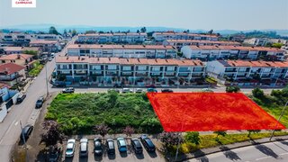 Land for sale in Vila Nova de Famalicão, Portugal — €330,000
