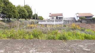 Land for sale in Vila Nova de Famalicão, Portugal — €90,000