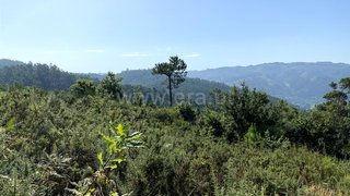 Land for sale in Amares, Portugal — €16,000