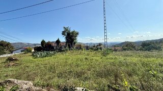 Land for sale in Póvoa de Lanhoso, Portugal
