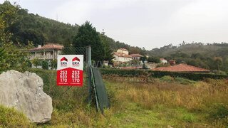 Land for sale in Póvoa de Lanhoso, Portugal — €96,000