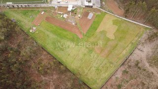 Land for sale in Vila Nova de Famalicão, Portugal — €260,000