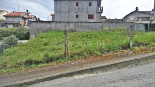 Land for sale in Mirandela, Portugal — €52,380