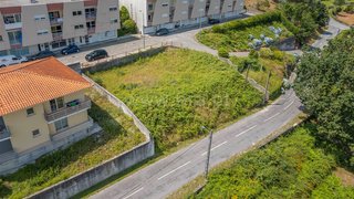 Land for sale in Póvoa de Lanhoso, Portugal — €56,000