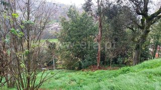 Terreno em Póvoa de Lanhoso
