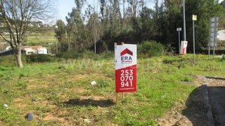 Terreno de 474 m² em Braga