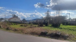 Land for sale in Guimarães, Portugal — €129,500