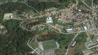 Terreno de 22 000 m² em Fafe
