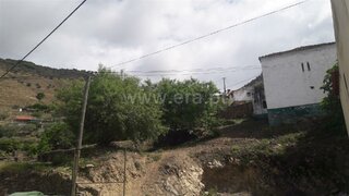 Land for sale in Carrazeda de Ansiães, Portugal — €20,000