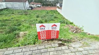 Land for sale in Guimarães, Portugal — €67,500