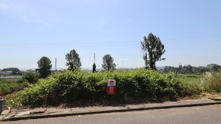 Land for sale in Vila Nova de Famalicão, Portugal — €75,000