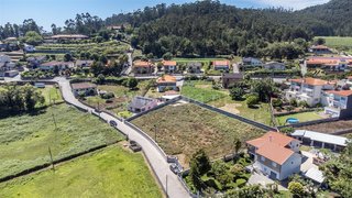 Land for sale in Amares, Portugal — €100,000