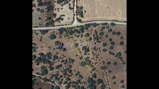Terreno para venda em Reguengos de Monsaraz, Portugal — 35 000 €