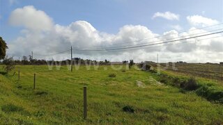 Land for sale in Reguengos de Monsaraz, Portugal — €105,000