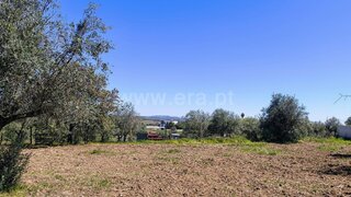 Land for sale in Reguengos de Monsaraz, Portugal — €350,000