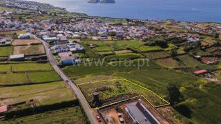 Terreno para venda em Angra do Heroísmo, Portugal — 110 000 €