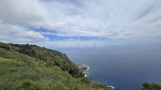 Land for sale in Calheta (Madeira), Portugal — €280,000